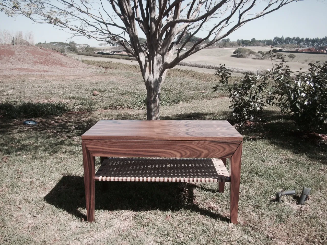 Mesa de Cabeceira Tramas