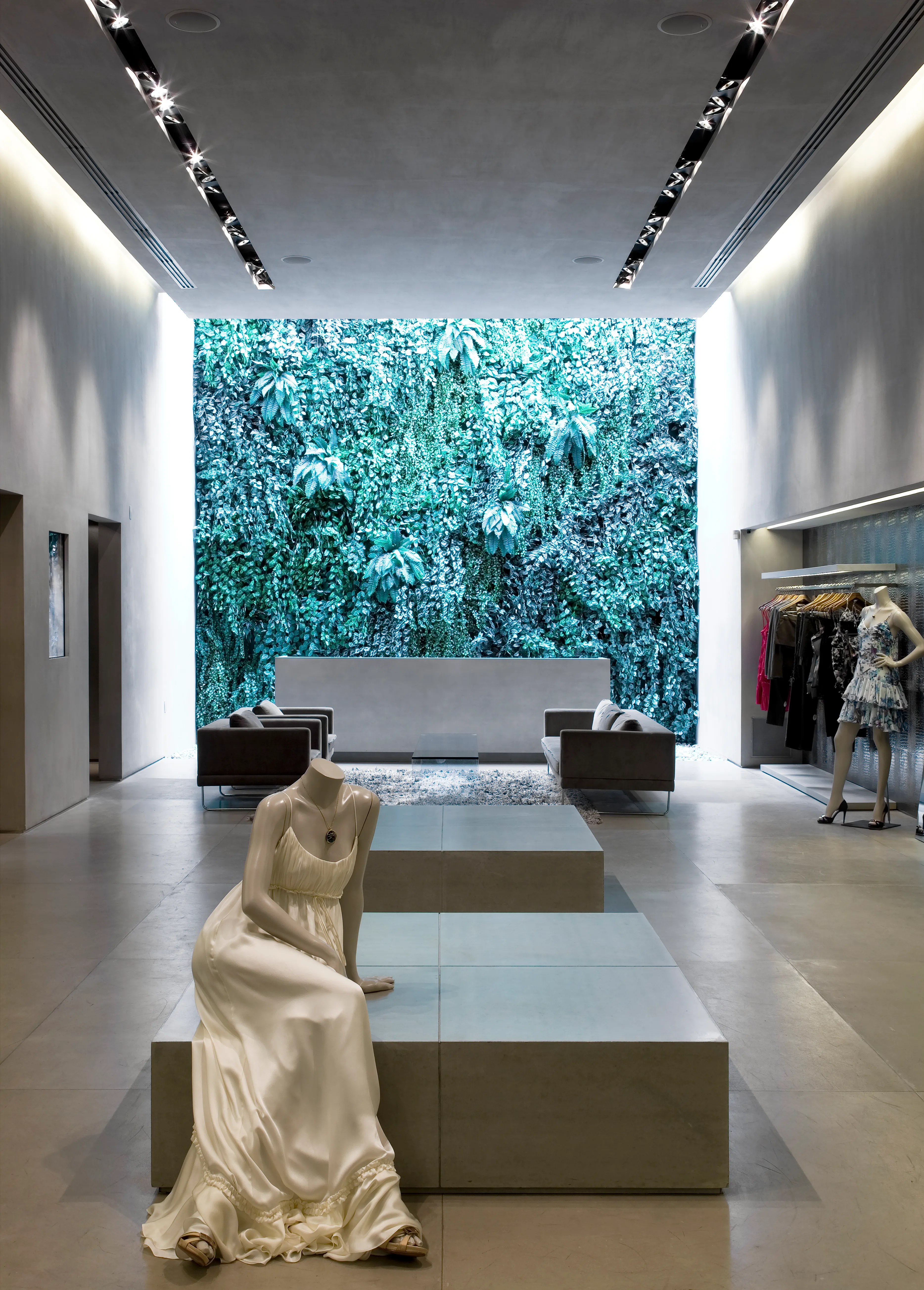 Cris Barros Flagship Vittório Fasano — foto 2